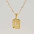 Collar de acero inoxidable dorado con colgante cuadrado mate y la letra C grabada - Letra C / Dorado