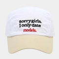 Cappellino baseball 5 panel ad asciugatura rapida con ricamo alla moda per uomo e donna - Ricamo dello slogan Sorry girls / Beige (Blocco di colore bianco e beige)