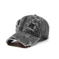 Berretto da baseball in denim grigio scuro lavato vintage con dettagli strappati e visiera - Adulto 56-60cm / Grigio
