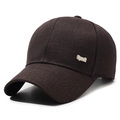 Dunkelbraune Baseballkappe für Herren mit metallischem Sport-Abzeichen und Twill-Stoff - Verstellbar / Kaffeebraun