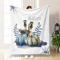 Coperta di flanella bianca per Halloween con gatti neri e zucche colorate - Stile Zucca Gatto Fantasma Fumetto Bianco Happy Halloween (71033-20)