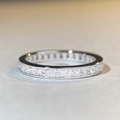 Anillo de eternidad en plata S925 con circonitas cuadradas engastadas en círculo - US 5 / Blanco-Cuadrado