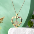 Collar dorado con colgante de corazón y estrella de circonitas en piedra blanca - Dorado