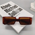 Lunettes de soleil rectangulaires vintage en écaille pour femmes fini marron - Thé Foncé Transparent