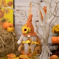 Gnomo autunnale lavorato a maglia con girasole e cappello a punta arancione - Ciondolo Gnomo con Cappello in Maglia per il Ringraziamento Modello Donna