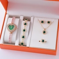 Damen Schmuckset in Roségold mit grünen Herzsteinen und Quarzuhr in Geschenkbox - Roségold Grünes Herz Zifferblatt Set (Ohne Box)