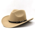 Dettaglio cappello da cowboy in lana cammello con fascia in pelle e fibbia dorata - M (56-58 cm) Regolabile / Cammello