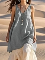 Detalle de vestido gris sin mangas de algodón y lino sobre falda blanca en desierto - S / Top Y Pantalón / Gris