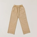 Detalle de pantalones cargo caqui lavados con cintura de cordón y bordado de estrella - XS / Desierto Desvaído