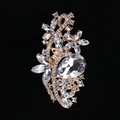 Exquisite flower brooch featuring clear crystal rhinestones on a gold-tone alloy base - MM-BR-0968 / Gold