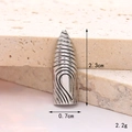Detalle de dimensiones del accesorio corazón plateado, 2,3 cm de alto y 2,2 g - Forma de Bala (D2658)