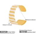 Gedetailleerde weergave van de brede roestvrijstalen armband met afmetingen - Z479-Golfstreep Gouden Armband