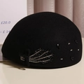 Eleganter schwarzer Woll-Baskenmütze mit Strass-Ährenmuster und Schleife für Damen - M (56-58cm) / Schwarz