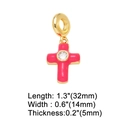 Dettaglio del ciondolo a croce in smalto rosa con zircone e misure del prodotto - Ciondolo a croce / Rosa Rossa