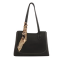 Sac fourre-tout noir avec surpiqûres blanches contrastées et foulard en soie élégant - Noir