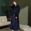 Peignoir long en flanelle bleu marine épais pour couples avec ceinture chaude - M / Bleu marine