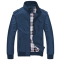 Chaqueta de hombre azul oscuro con cuello alto, charreteras y forro interior de cuadros - M / Azul oscuro