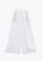 Detail einer weißen Baumwoll-Leinen-Hose mit weitem Bein und verstellbarem Kordelzug - XS / Unterteile / Weiß