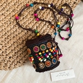 Boheemse handgemaakte kralen crossbodytas met kleurrijke accenten en geweven riem - Ketting-Koffie-Kleurrijk-Rond