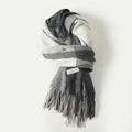 Classic black and grey checkered blended cashmere scarf with elegant fringe trim - 200x70cm / Black and Gray