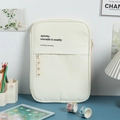 Minimale cremefarbene Laptophülle für 11-13 Zoll iPad mit schwarzer Kunstbeschriftung - 11" / Weiß