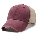 Vintage Trucker Cap in Burgunderrot und Creme mit atmungsaktivem Netzstoff - Verstellbar / Burgunderrot