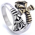 Details des Vintage-Rings mit goldenem Ankh-Kreuz und gravierten ägyptischen Totems - US-Größe 7 / Ankh-Kreuz (17111 Zweifarbig) / Gold & Silber