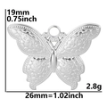 Detalle de colgante de mariposa plateado 26x19mm con especificaciones de peso de 2,8g - Colgante / Color Acero