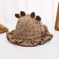 Vista dettagliata del cappello da neonato in cotone marrone con fiocchi e orecchie 3D - 48-50cm(6 Mesi-2 Anni) / caffè
