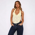 Body in pizzo giallo chiaro stile Y2K con scollo all'americana e motivi floreali fini - S / Giallo
