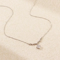 Exquisite silver necklace featuring a brilliant round-cut zircon pendant on a dainty chain - 925 Silver / White Gold