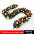 Détail de guirlande de Noël dense de 2,7 m avec boules rouges et dorées sans lumière - Guirlande T1807A Boules de Couleurs Mixtes
