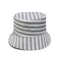 Vue détaillée du tissu en coton rayé gris et blanc et des coutures d'un chapeau bob - M(56-58cm) / Rayures Grises et Blanches