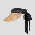 Detail van raffia stro vizier met zwarte satijnen strik en UV-beschermingstag - Natuurlijk
