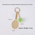 Porte-clés mini raquette de tennis dorée avec balle verte et dimensions affichées - 2cm Petit / Raquette Or + Balle Vert Foncé 2cm