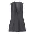 Elegante vestido corto gris oscuro sin mangas con cuello en V y cintura ajustada - XS / gris oscuro