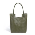 Bolso tote trenzado verde oliva con patrón Intrecciato y correa de hombro fina - verde oliva