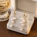 Franse vintage oorbellen met barokparels en elegante lange gouden kwastjes - Oorspeld Stijl