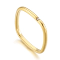 Minimalistische vierkante geometrische ring in goud met een klein ingebed diamantaccent - US 6 / Goud