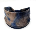 Detail of bohemian tie-dye cotton headband with soft texture in navy and brown tones - 82-Blue Brown Tie Dye