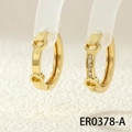 Orecchini a ferro di cavallo placcati in oro 18K con zirconi micro-incastonati - ER0378-A / Oro Morsetto Zircone