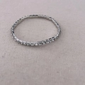 Bracelet élastique argenté minimaliste avec zircons rectangulaires sur lin beige - 3020 Argent Monocouche