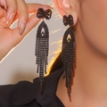 Luxuriöse schwarze Schleifen-Quastenohrringe mit Zirkonia und langen Kristallketten - Schleife Lange Quaste / Schwarz