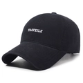 Schwarze Baseballkappe aus Baumwolle mit weißer TAOFEILE Bestickung und gebogenem Schirm - Verstellbar / Schwarz