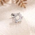 Clou d'oreille labret 6mm en acier titane argenté avec cristaux de zircone clairs - Avec Tige à Vis à Disque Rond / Support Vide Flocon de Neige 6MM (Pièce Unique) / Argenté