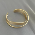 Bracciale rigido aperto a doppio strato minimalista in metallo dorato opaco geometrico - Oro Opaco