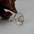 Verstellbarer S925 Sterling Silber Ring mit unregelmäßiger Textur und ovalem Design - Offene Größe 14 (Einstellbar 12-17) / Weißgold