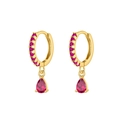 Détail de boucles d'oreilles dorées avec zircon rose serti et pierres en forme de poire - Goutte Or Rouge