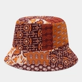 Cuciture dettagliate e motivo patchwork floreale vintage sulla tesa del cappello - Motivo toni caldi marrone, arancione e bianco (#23)
