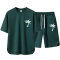 Herren Freizeit-Sportset in Dunkelgrün mit Palmenprint und Kordelzug-Shorts - M / Grün